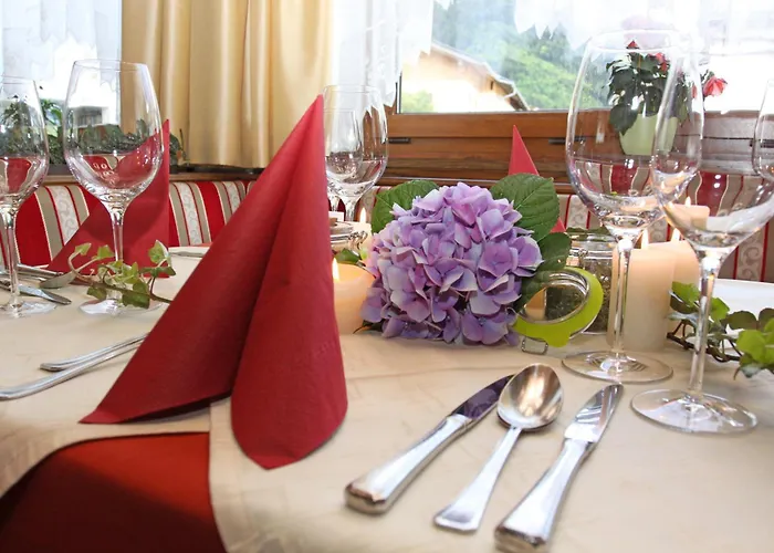 Landgasthof Kaiserkrone אורחן Elmen