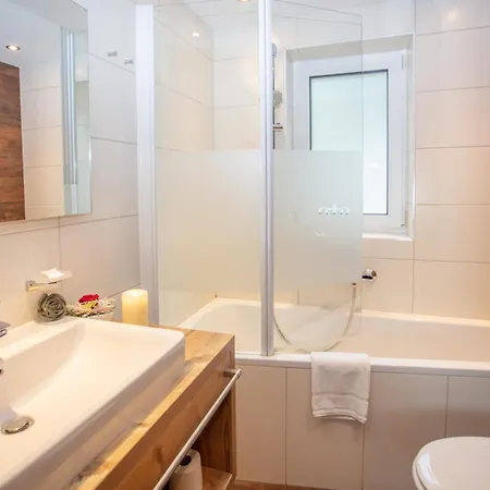 Landgasthof Kaiserkrone * Elmen